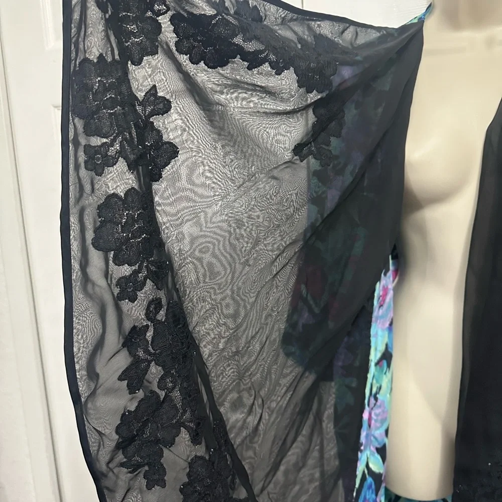 Victoria's Secret Multicolor Robe - Picture 3 of 5